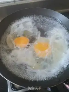 Make Egg soup step 3