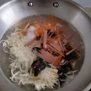 Make Spicy soup step 3