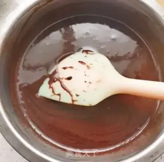 Make Chocolate marble platinum toast. Package step 0