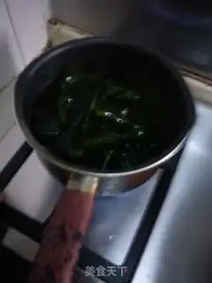 Make The ribs burn the sea knot step 2