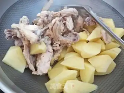 Make Chicken fork and potatoes step 6