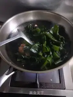 Make The ribs burn the sea knot step 6