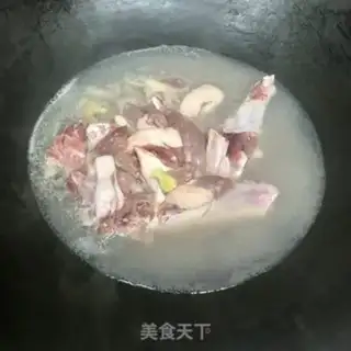 Make Pineapple taco fried duck step 2
