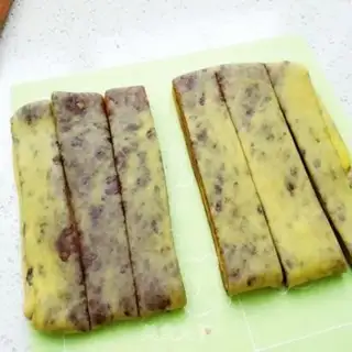 Make Chocolate marble platinum toast. Package step 21