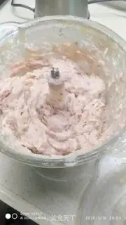 Make Strawfishballs step 6
