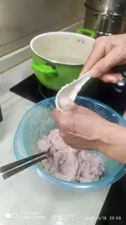 Make Strawfishballs step 7