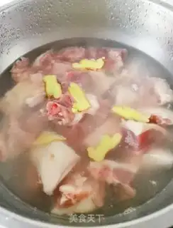 Make Chicken sauce and duck legs step 2