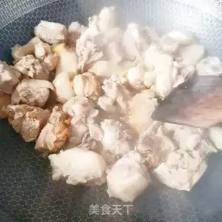Make Chicken sauce and duck legs step 7