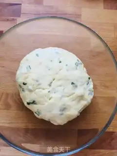Make Onion bouquets step 1