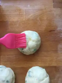 Make Onion bouquets step 3