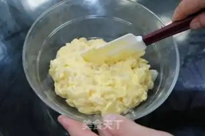 Make Peach Tiramisu step 1