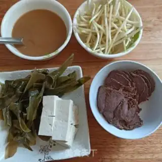Make Beef sprouts soup step 0