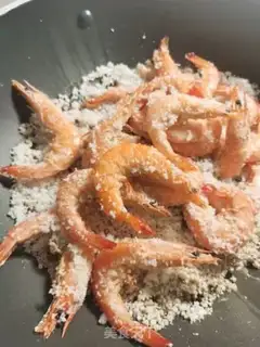 Make Salt shrimp step 1
