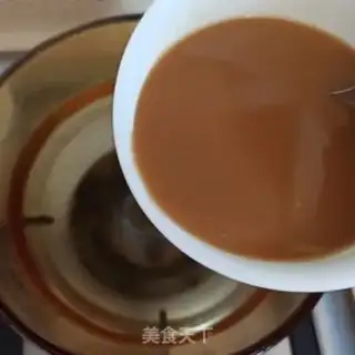 Make Beef sprouts soup step 1