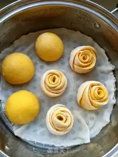 Make Pumpkin rose roll step 9