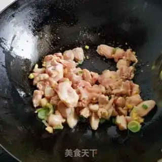 Make Yellow chicken step 4