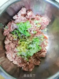 Make Fresh hands for lamb step 2