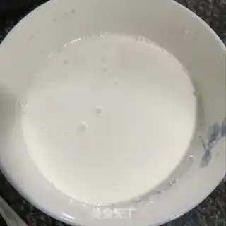 Make Mango Snowmen step 0