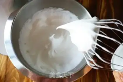 Make Strawberry cake step 5