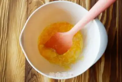 Make Strawberry cake step 6