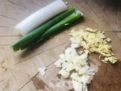 Make Spicy meat soup step 0