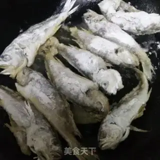 Make Little yellowfish step 3