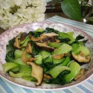 Make Shrimp fried oil mushrooms step 4