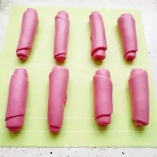 Make Flamingo butter bread step 12