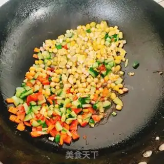 Make Pineapple rice step 4