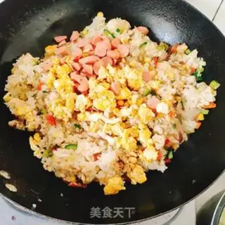 Make Pineapple rice step 6