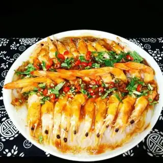 Make A garlic fan with a shrimp back step 16