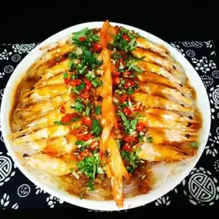 Make A garlic fan with a shrimp back step 17