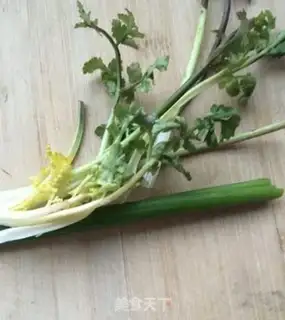 Make Potato bean sprouts and liver soup step 15