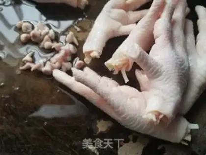 Make Red fowl claws step 0