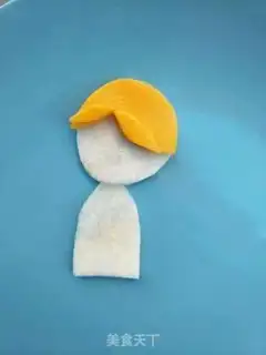 Make Fruit mermaid step 2