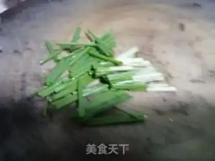 Make Onion noodles step 1