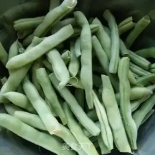 Make Spicy beans step 0