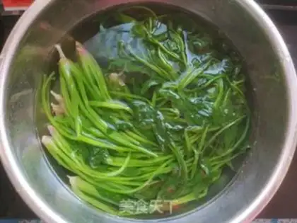 Make Spinach with peanut rice step 2