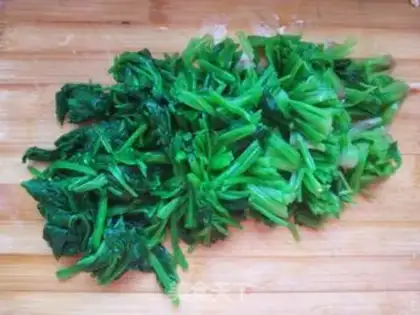 Make Spinach with peanut rice step 3