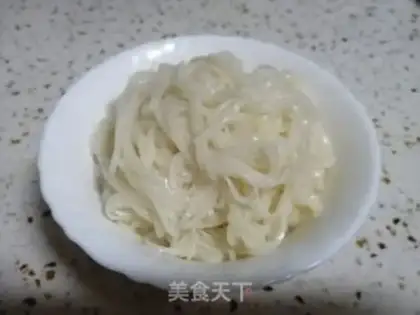 Make Onion noodles step 5