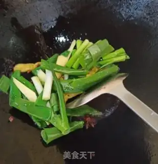 Make Three soups for radish duck step 4