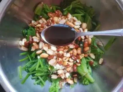Make Spinach with peanut rice step 7