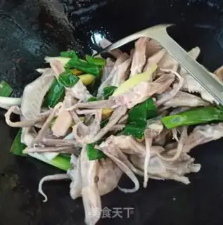 Make Three soups for radish duck step 5