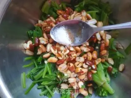 Make Spinach with peanut rice step 9