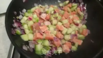 Make cucumber salmon step 4