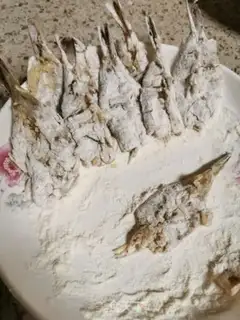 Make Butterfly shrimp step 2