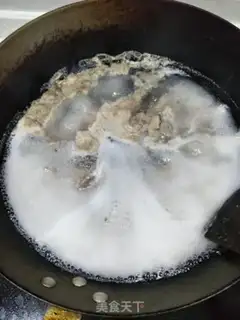 Make Potatobone soup step 1