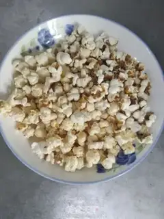 Make Chocolate popcorn step 3