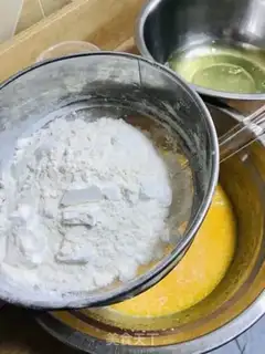 Make Steam pine cake step 2