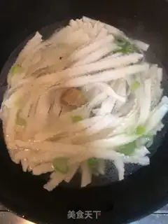 Make Lazy soup noodles step 4